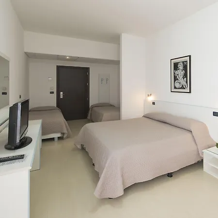 亚德里亚海大酒店 酒店 3*