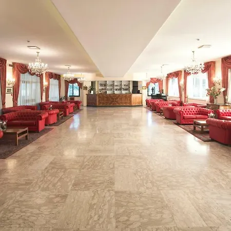 Szálloda Grand Adriatico Montesilvano Marina